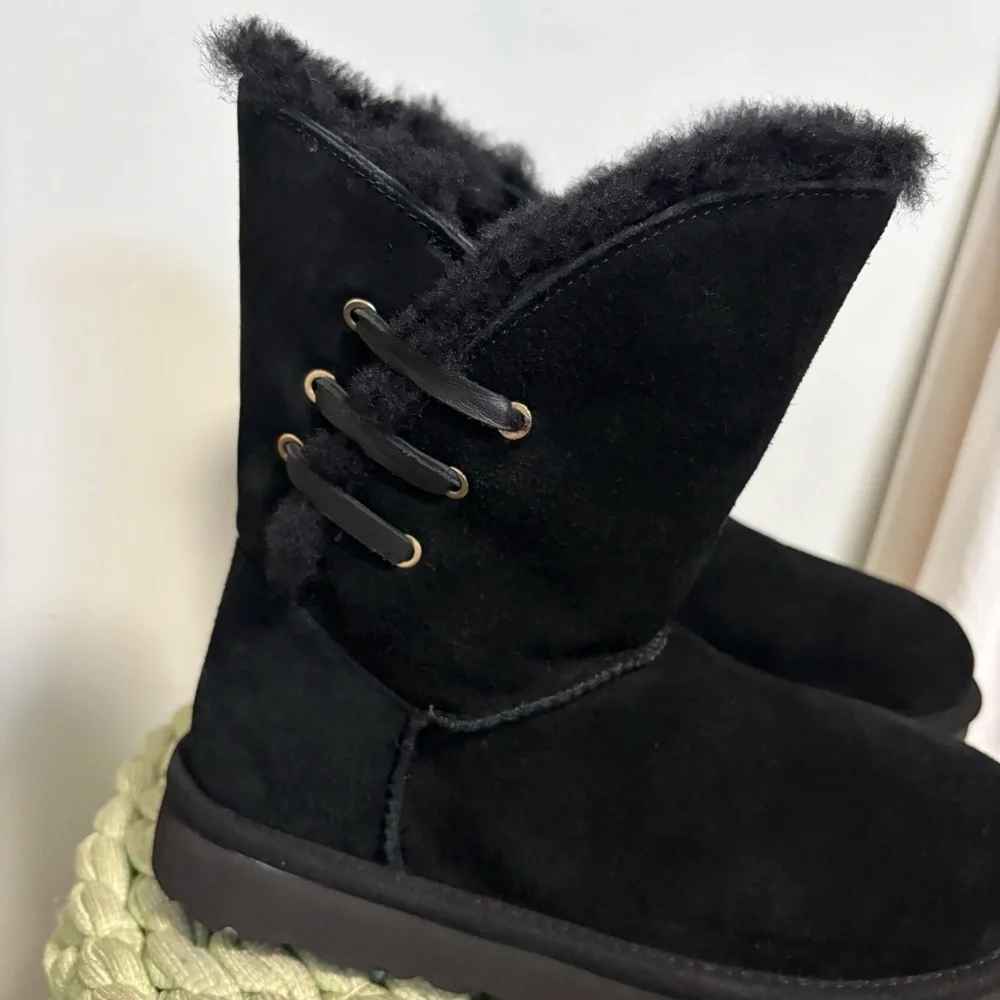 NEW UGG Constantine Black Suede Genuine Lamb Shearling Lined Boot Size 7